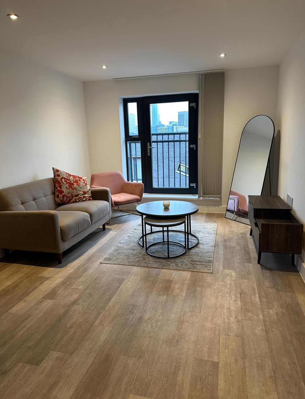 Digbeth Place - Centre Apartment